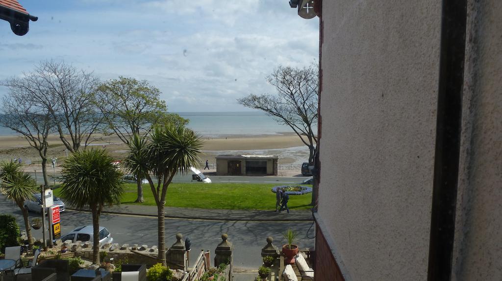 Whitehall Guest House Colwyn Bay Oda fotoğraf