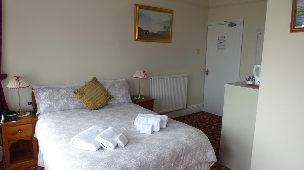Whitehall Guest House Colwyn Bay Dış mekan fotoğraf